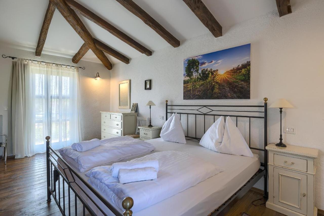 Villa Leopoldo By Istrian Country Houses Barat  Exterior photo