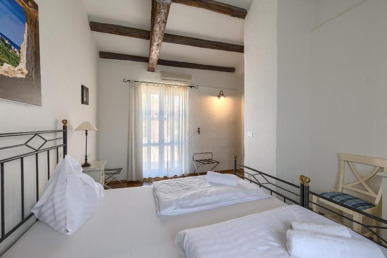 Villa Leopoldo By Istrian Country Houses Barat  Exterior photo